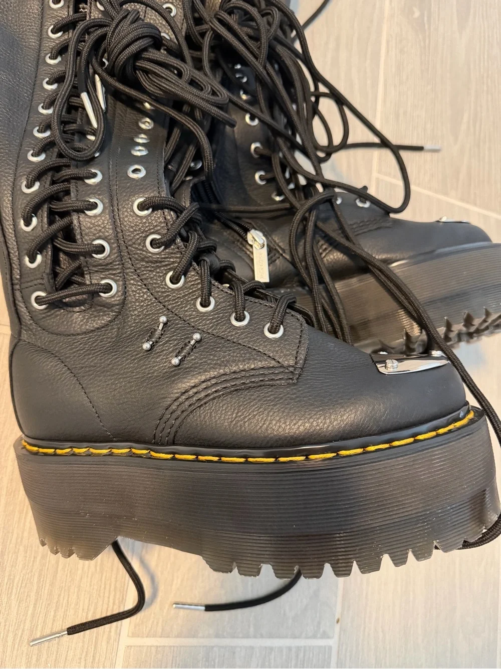 Dr. Martens 28-EYE EXTREME MAX VIRGINIA LEATHER KNEE HIGH BOOTS Size 5 NEW